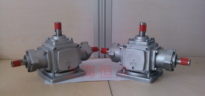 T2-1-1-U轉向箱,雙脖子輸入,單軸向上輸出