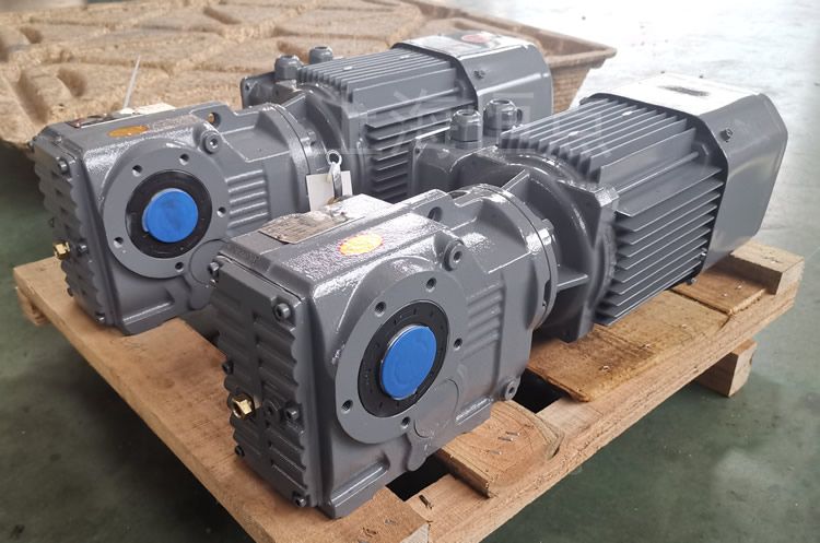 KA37系列減速機通孔輸出，配電機實物圖