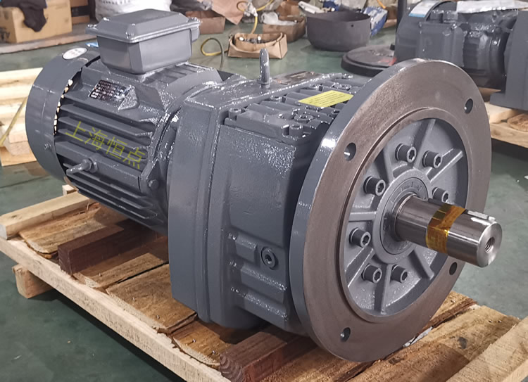 RF87減速機，立式安裝，輸入配電機，實物照片如下