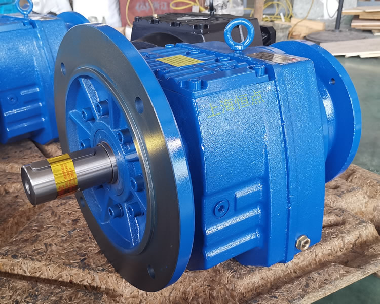 RF87減速機，輸入配法蘭B5端蓋，立式法蘭輸出，實物照片