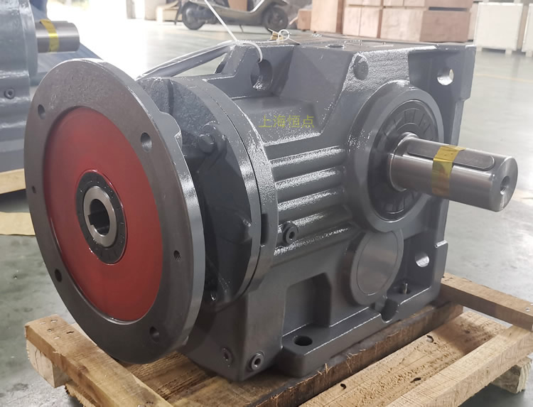 K97減速機，輸入配電機法蘭端蓋，右輸出單軸，實物圖如下