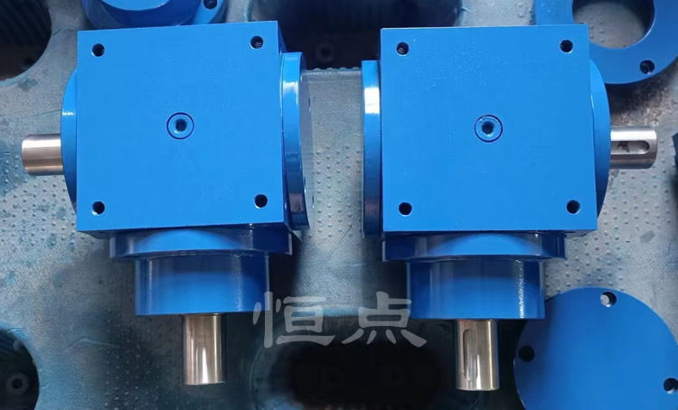 HD17-1：1-A(C)齒輪換向器 單軸入 單軸出 實物圖